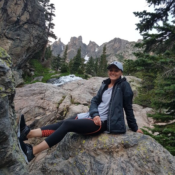 Meet your Posher, Erika - Picture 2 of 3